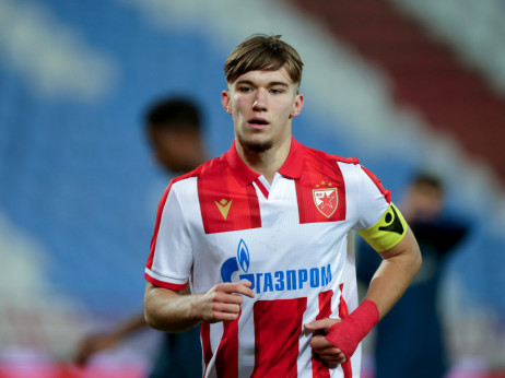 Novi ugovor za Zvezdinog bisera: Kostov u crveno-belom još tri godine