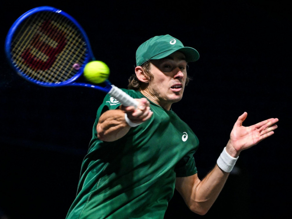 Aleks De Minor teniser