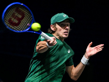 De Minor savladao Frica : Drama u grupi Džimi Konors