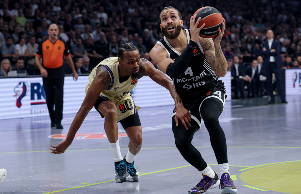 Dvejn Vašington je bio najefikasniji u porazu od Barselone