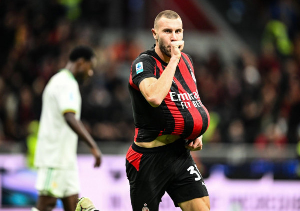 (VIDEO): Strahinja Pavlović za TV Arenu: Pričao o Milanu, životu u ovom gradu, ko mu je idol i koji su ciljevi kluba