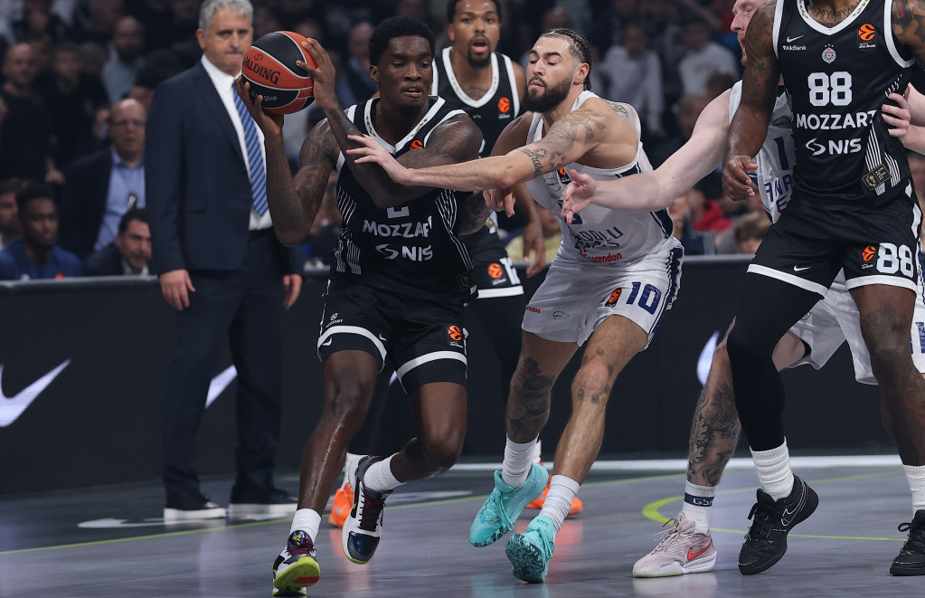 Šejk Milton u duelu sa Isajom Kordinijerom