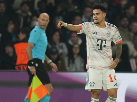 (VIDEO) Luis Dijaz dao dva gola, pa povredio Hakimija i zaradio isključenje