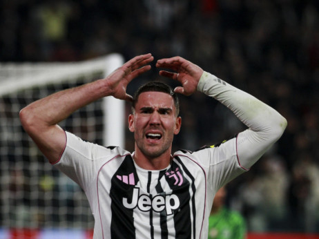 Veljko Paunović čeka vesti iz Torina: Preventiva ili vesnik bolovanja?