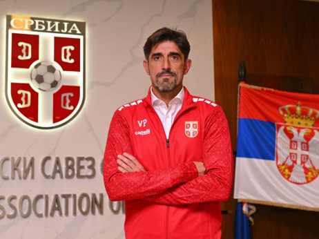 Veljko Paunović predstavljen kao novi selektor Srbije: Zadužio je opremu "orlova"