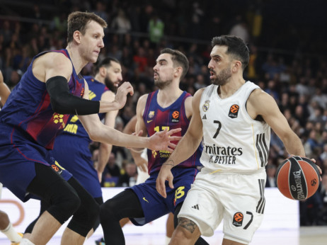 I košarkaški "Klasiko" pripao Madriđanima: Barselona nemoćna na domaćem terenu