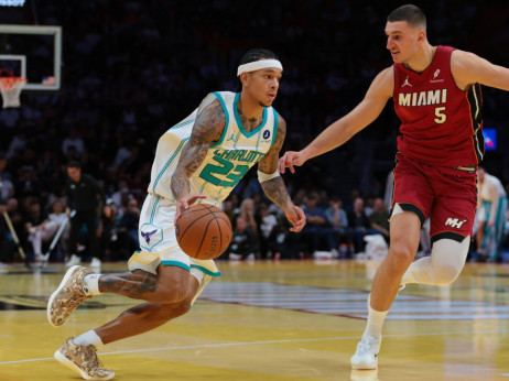 Jović dvocifren u rekordnoj pobedi Majamija: Rajakovićev Toronto na vrhu svoje grupe NBA Kupa