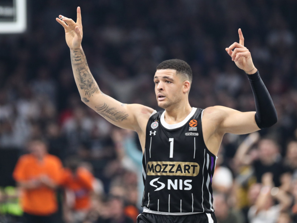 Ife Lundberg razdužio crno-beli dres