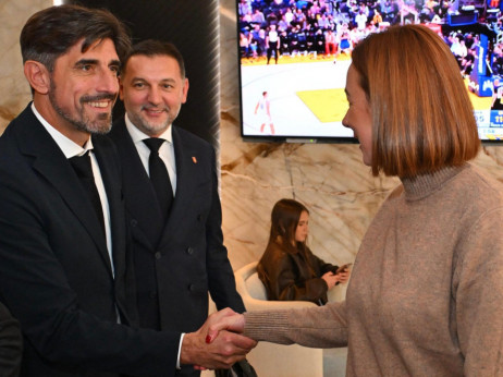 Susret selektora pred važne okršaje Srbije: Lidija poželela sreću Paunoviću pred nastavak kvalifikacija