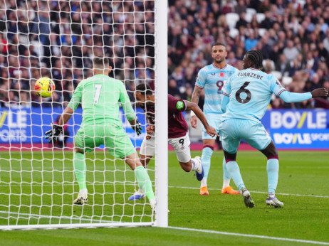 Vest Hem konačno vezao dve pobede: Posle Njukasla, pao i Barnli