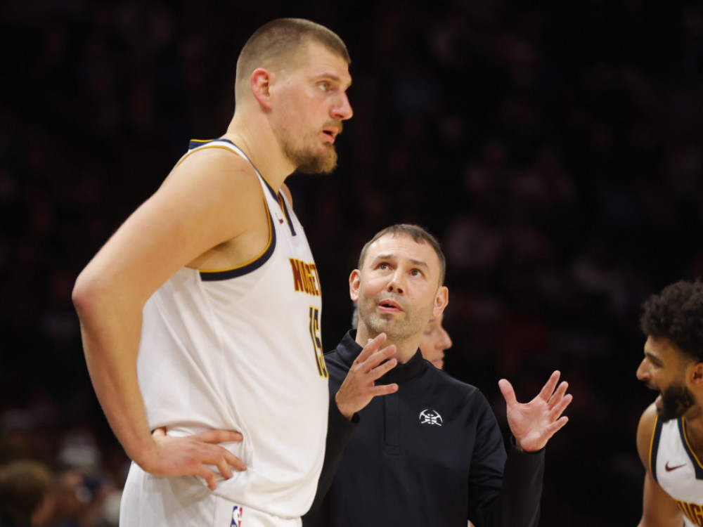 Nikola Jokić i Dejvid Adelman, srpski košarkaš dobio pohvale od trenera Denvera