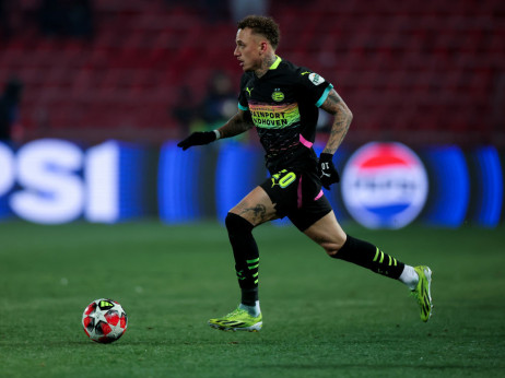 PSV deklasirao AZ za lidersku poziciju, Fejenord poklekao