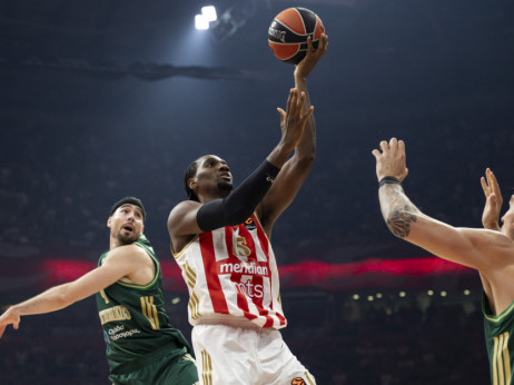 Izundu doživeo distorziju skočnog zgloba: Moneke lakše povređen, Nvora možda i zaigra protiv Monaka