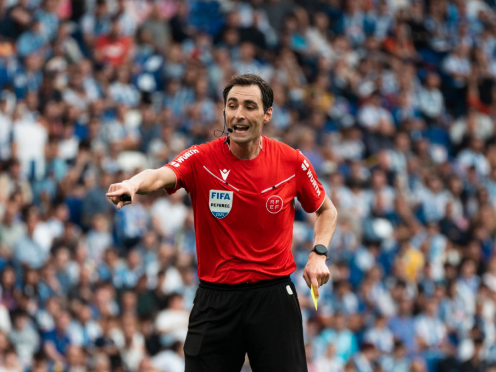 Rikardo de Burgos biće glavni arbitar utakmice Srbija - Letonija