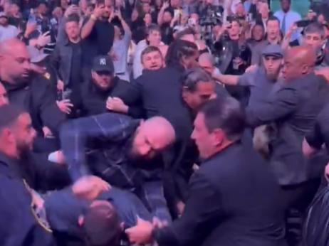 (VIDEO) Ozbiljna šorka na UFC priredbi, ali van oktagona! Dilon Denis ponovo upao u "frku" sa Dagestancima