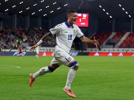 (KRAJ, VIDEO) Srbija - Letonija 2:1: Prvenac Paunovića potpisan sa mnogo briga