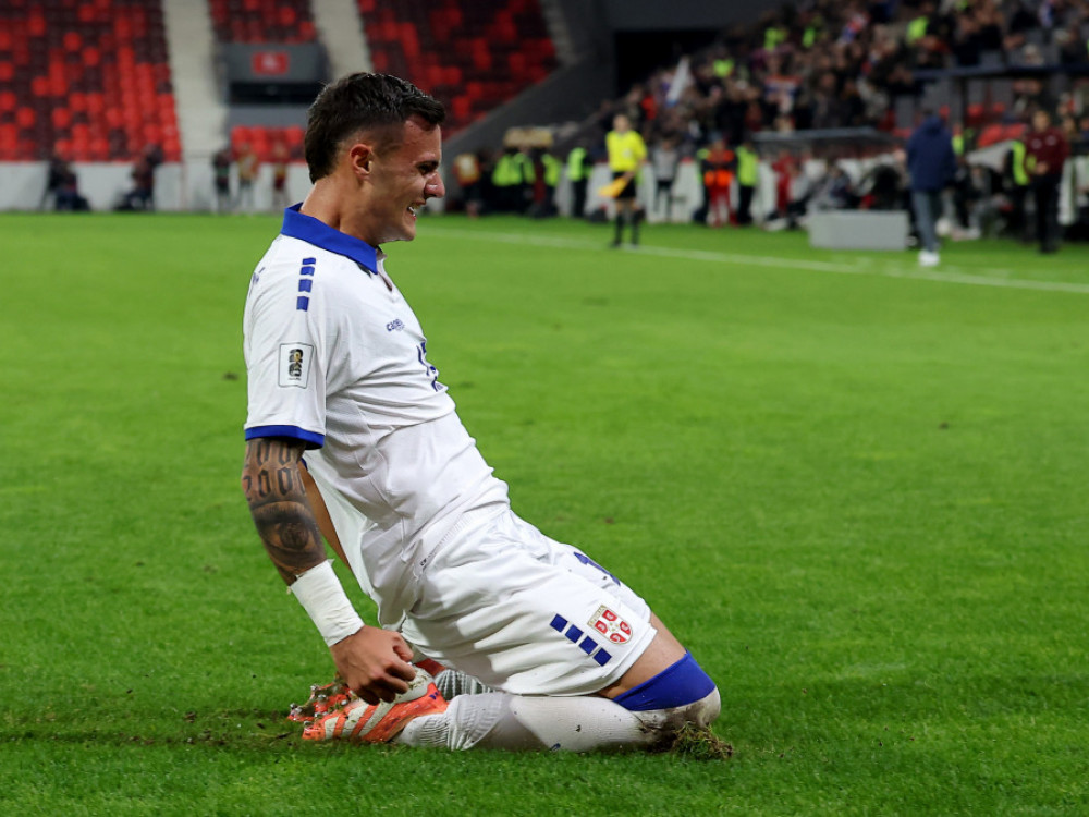 Aleksandar Stanković slavi prvi gol za "orlove"