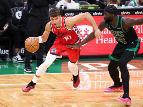 Boston pobedio u "igri mačke i miša" sa Klipersima: Bogdanović dvocifren u porazu od Seltiksa