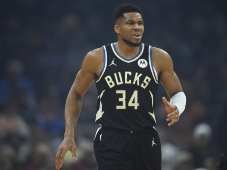 Janis Adetokumbo pre vremena završio meć: Baksi strepe od prognoze lekara