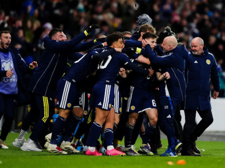 Škotska u trileru dosanjala san o Mundijalu: Tirnijev projektil i Melklinov lob u nadoknadi slomio Dance i rasplakao "Hempden park"