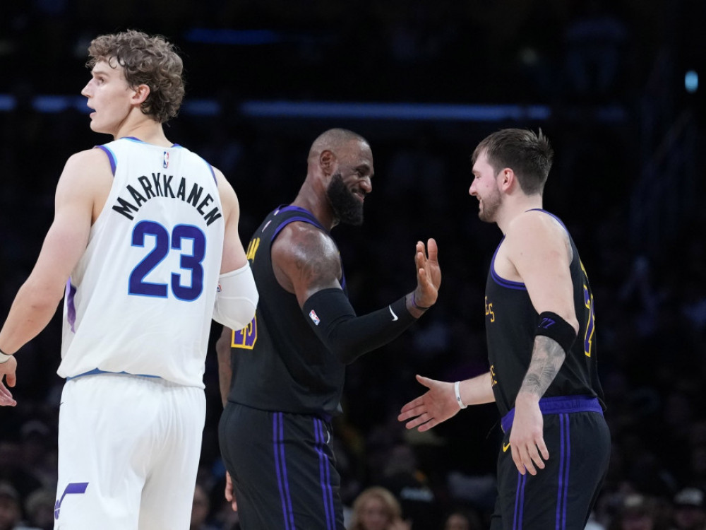 Luka Dončić i Lebron Džejms
