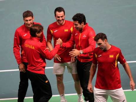 Teniseri Španije pobedili Češku za plasman u polufinale Dejvis kupa
