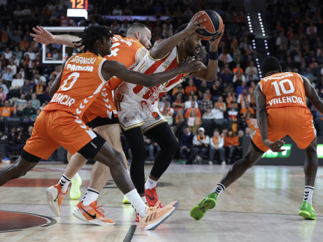 (UŽIVO) Valensija - Crvena zvezda (2/4): Dvocifrena prednost Španaca na poluvremenu