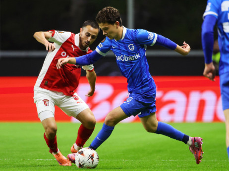 Genk čuva svoje blago: Novi ugovor za Grka Karecasa