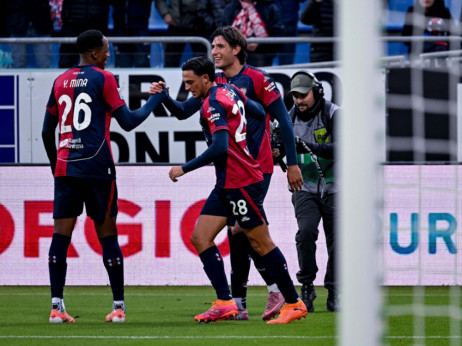 (VIDEO) Đenova neverovatnim golom do remija: Bolonja se prošetala kroz Udine