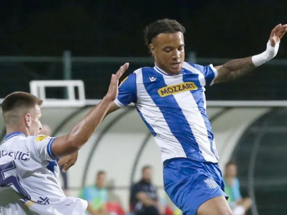 Džej Enem, fudbaler OFK Beograda