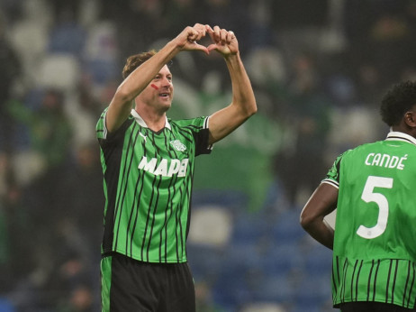 (VIDEO) Matićev prvenac u dresu Sasuola: Projektil Srbina za izjednačenje protiv Pize