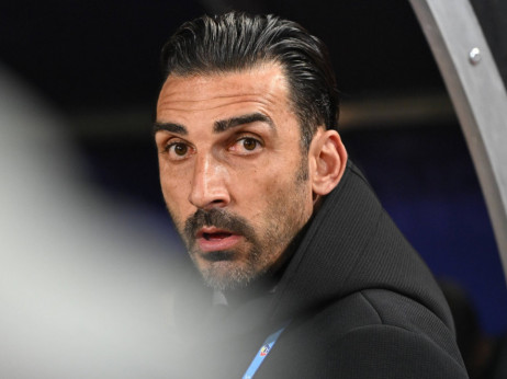 Trener FCSB izbegao pitanje: Nisam ovde da bih govorio koji klub je manji, a koji veći...