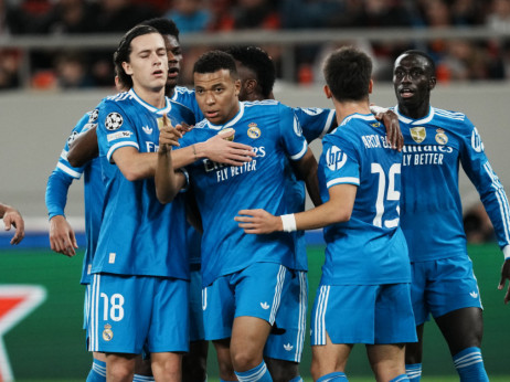 (VIDEO) Bez uvrede, ali to je loše pitanje... Mbape dao četiri gola, pa iznenadio novinara