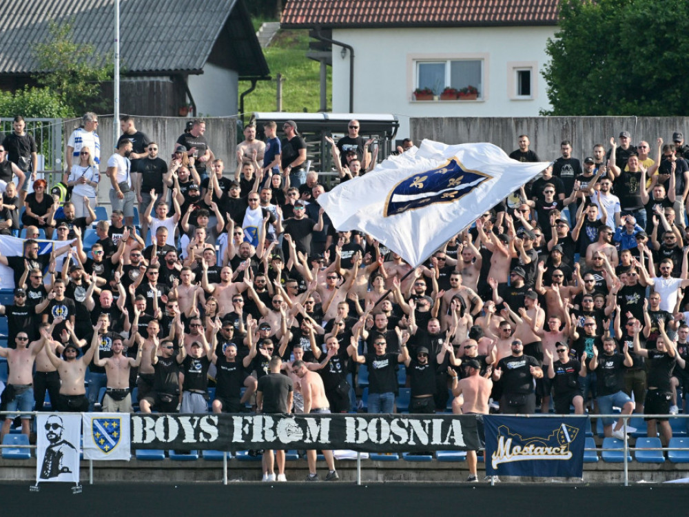 Navijači Bosne i Hercegovine, na jednom od mečeva fudbalske reprezentacije