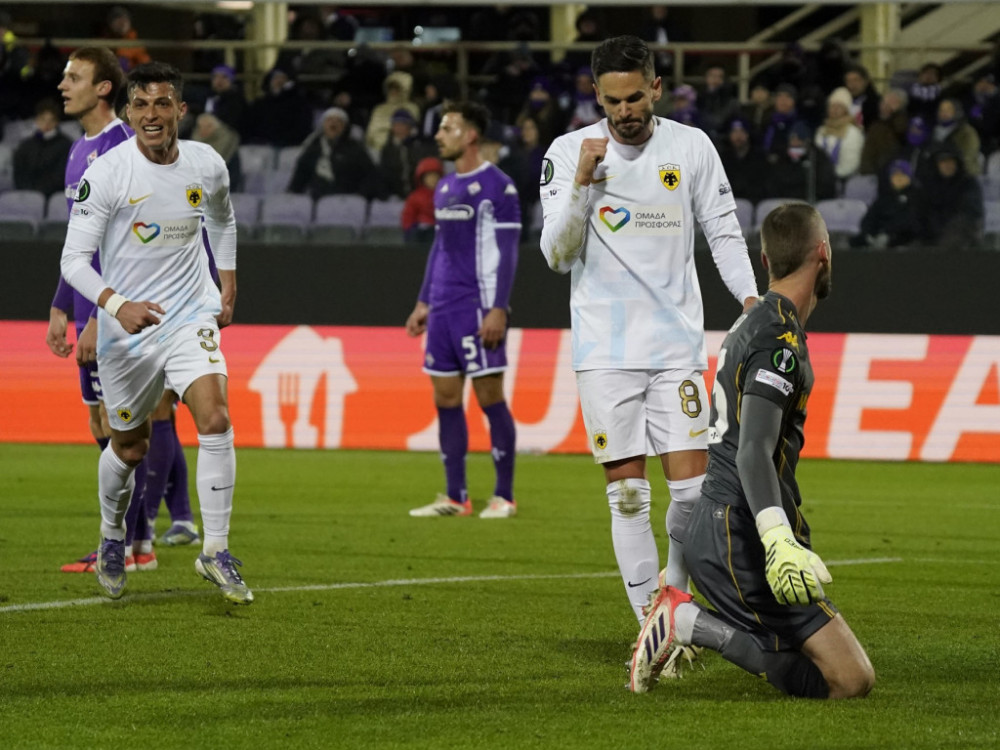 Mijat Gaćinović, fudbaler AEK