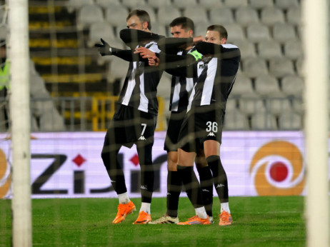 U odbrani zuji, ali se pobeda piše: Javor umeo sa Zvezdom, ne i sa Partizanom