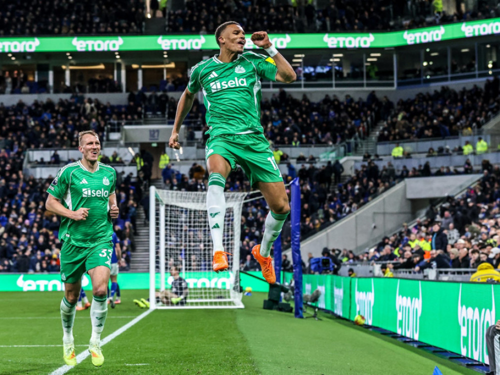 Malik Tijav slavi prvi gol u dresu Njukasla