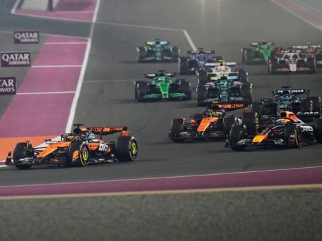 Luda završnica Formule 1: Noris šampion ako bude treći, Maksu treba pobeda i podbačaj oba Meklarena, Pjastri slavi uz Landov kiks