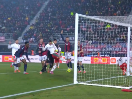 (VIDEO) Dva metra i prazan gol: Da li je ovo promašaj sezone u Seriji A? Presudite sami...