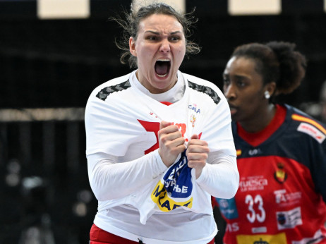(VIDEO) Senzacionalni preokret rukometašica Srbije u 11 minuta kroz sliku i reči komentatora Arene