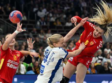 Rukometašice Crne Gore ubedljive protiv Islanda na SP