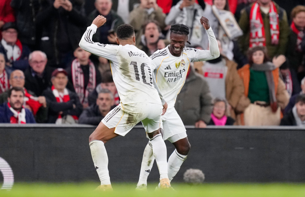 Ples Mbapea i Kamavinge na "San Mamesu"