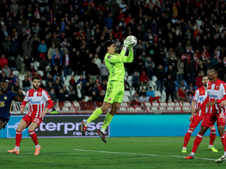 Crvena zvezda u vanrednoj poteri za Partizanom: Čukarički, na Topčiderskom brdu, "brani" lidera