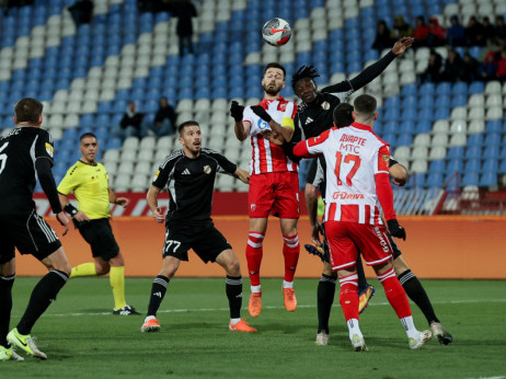 (VIDEO) Zvezda sigurna protiv Čukaričkog: Tri gola dovoljna za povratak na tron