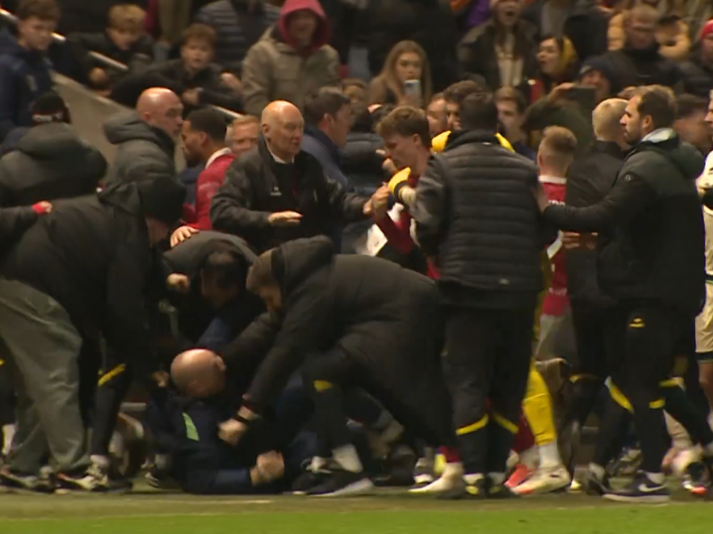 Tuča igrača Bristola i Milvola