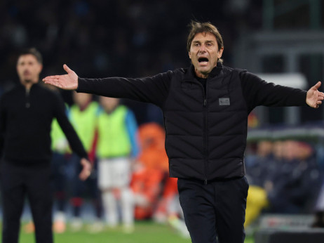 Konte hvali igrače Napolija: Zapanjen sam ovim momcima, čine me ponosnim