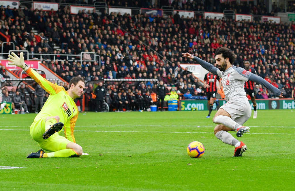 Asmir Begović i Mohamed Salah u sezoni 2018/2019