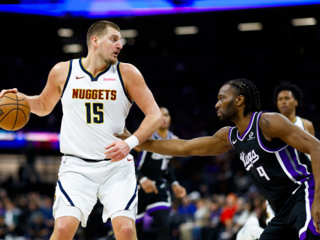 (VIDEO) "Sombor šafl" koji je zavrteo Kingse: Još jedan čas košarke profesora Nikole Jokića