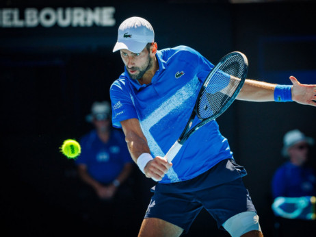 Đokoviću dovoljno da jednom udari lopticu u Melburnu, za izjednačavanje Grend slem rekorda