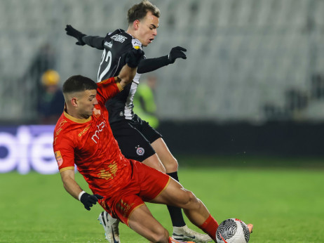 (UŽIVO) Partizan - Napredak 0:0: Lepa atmosfera u Humskoj, oko 10.000 navijača